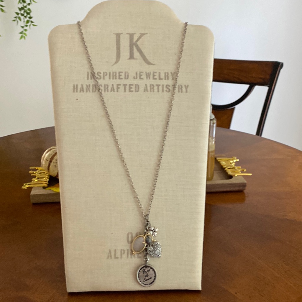 Nwt Patricia Nash Enjmmt Necklace 24$